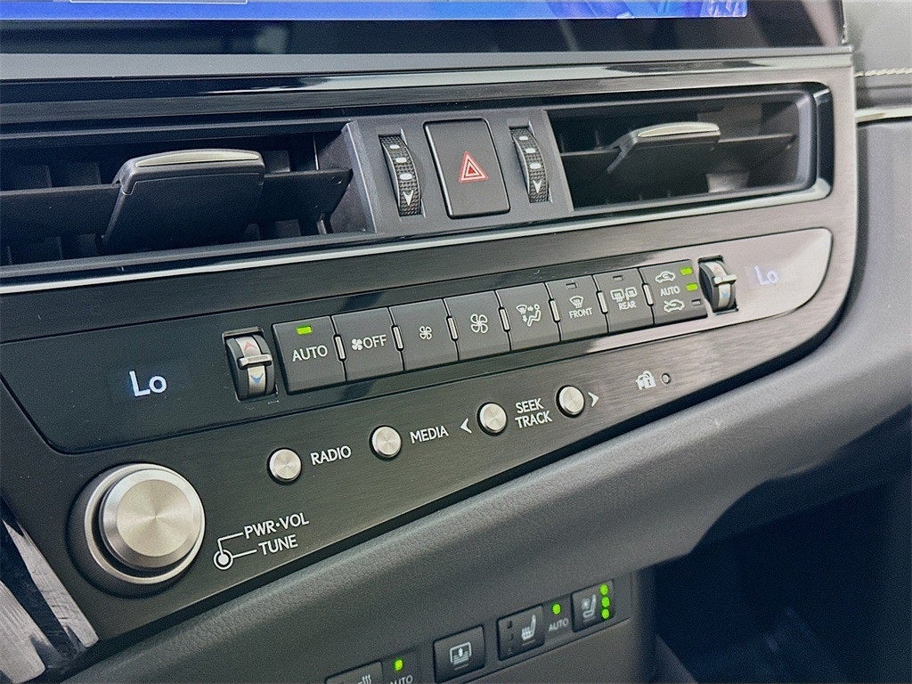 2024 Lexus ES 350 Ultra Luxury