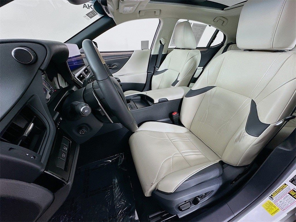 2024 Lexus ES 350 Ultra Luxury