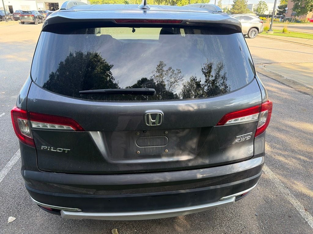 2020 Honda Pilot Touring 8 Passenger