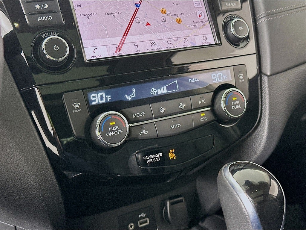 2020 Nissan Rogue SL