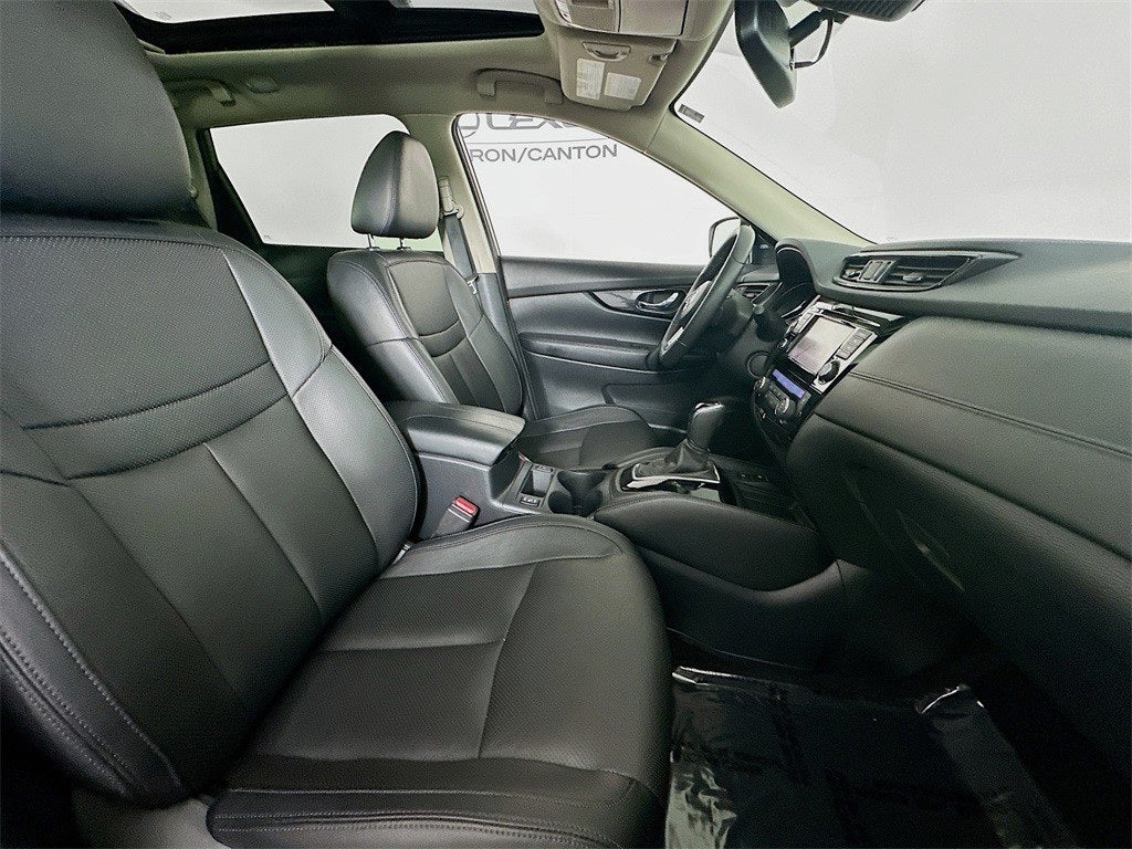 2020 Nissan Rogue SL