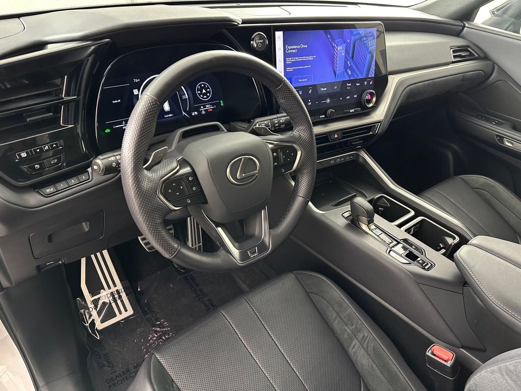2024 Lexus TX Hybrid 500h - Photo 17