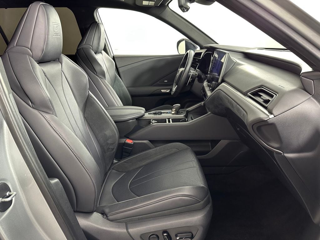 2024 Lexus TX Hybrid 500h - Photo 23