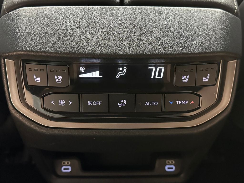 2024 Lexus TX Hybrid 500h - Photo 24