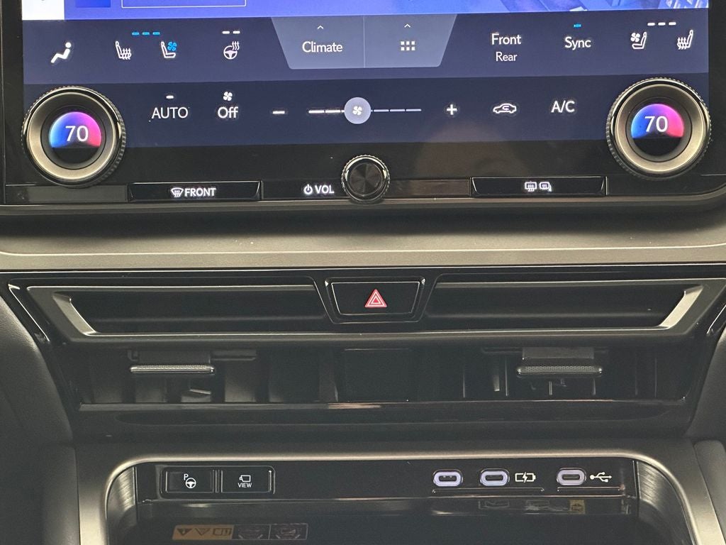 2024 Lexus TX Hybrid 500h - Photo 28
