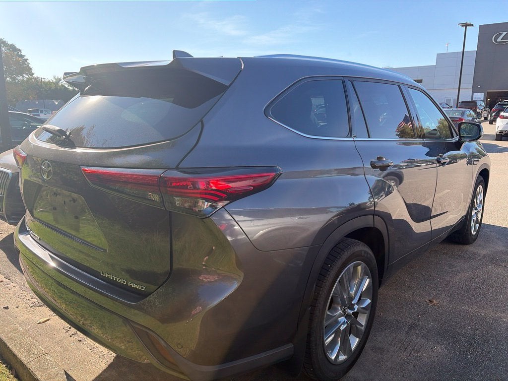2022 Toyota Highlander Limited
