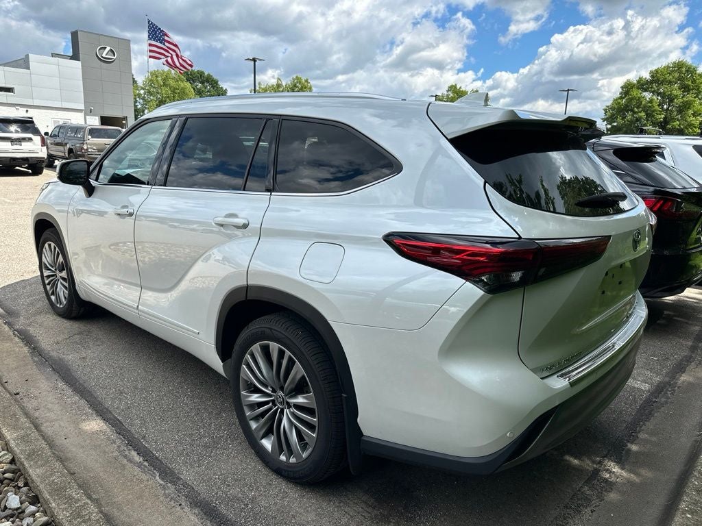 2020 Toyota Highlander Platinum
