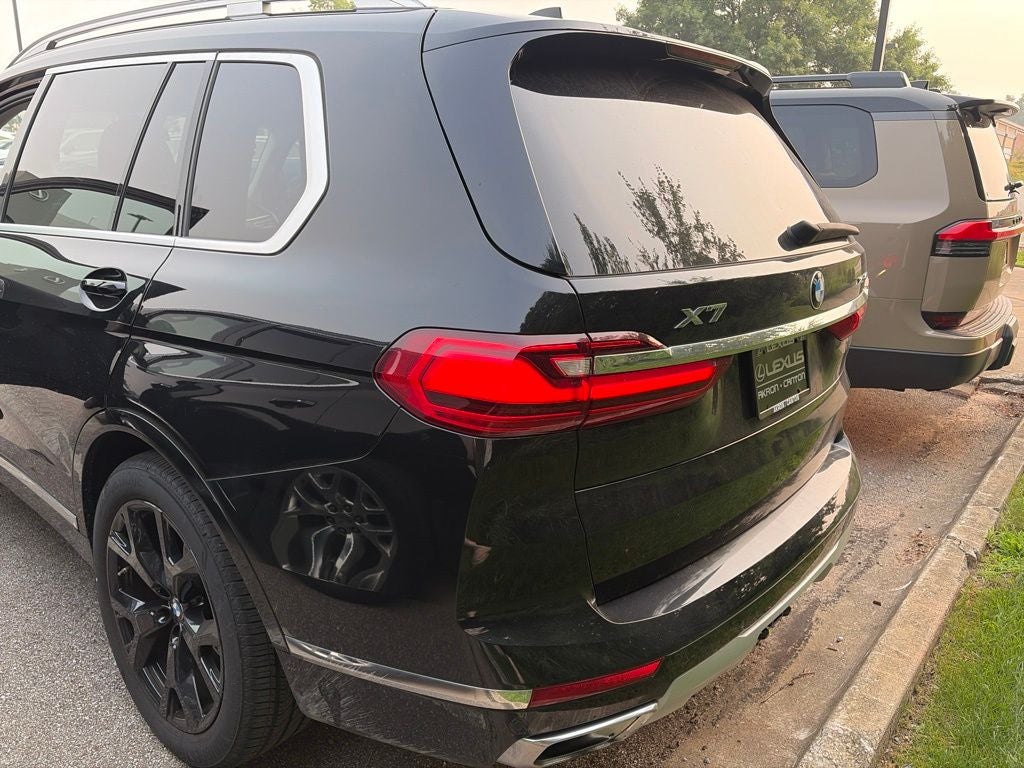 2022 BMW X7 xDrive40i