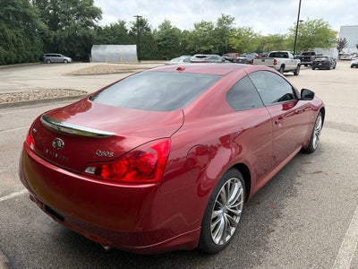 2015 INFINITI Q60 Base