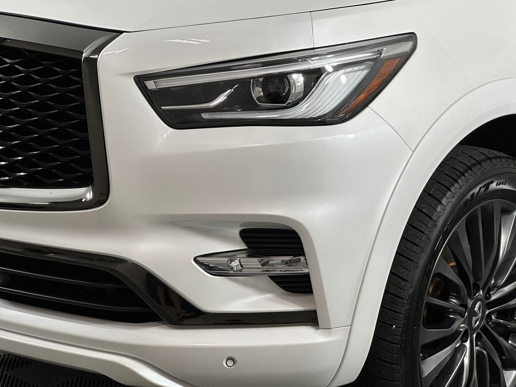 2023 INFINITI QX80 Premium Select