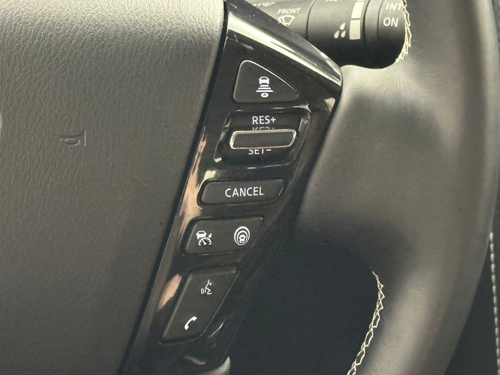 2023 INFINITI QX80 Premium Select