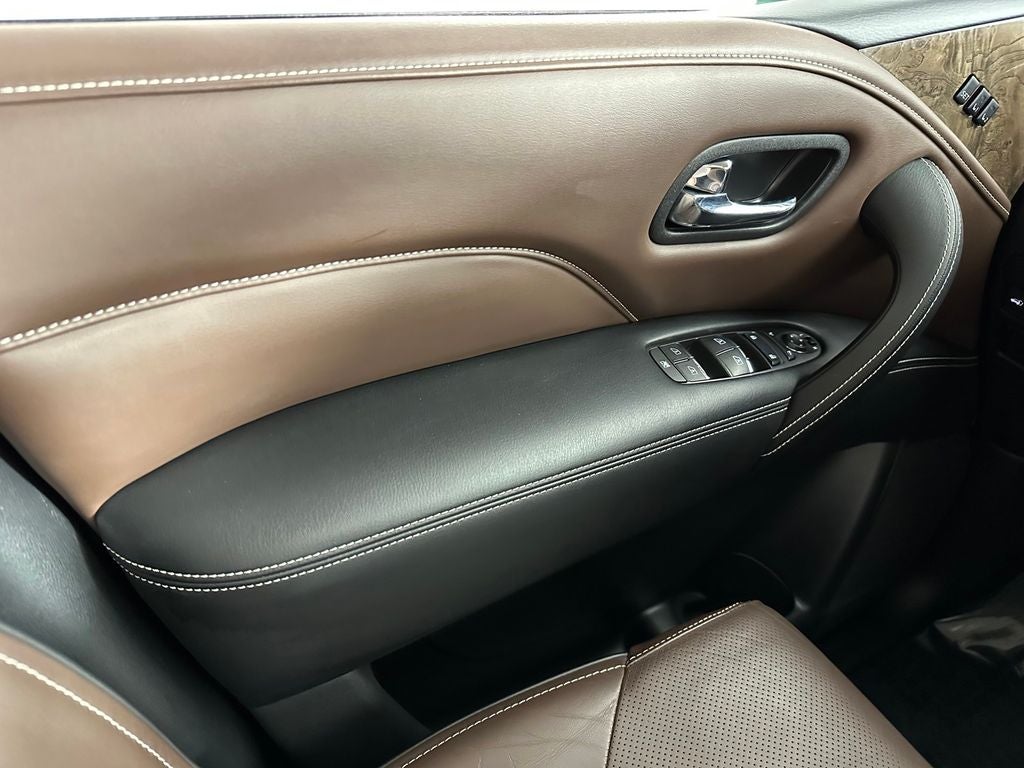 2023 INFINITI QX80 Premium Select