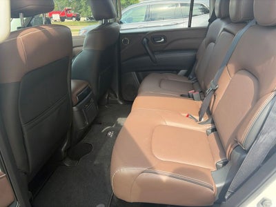 2023 INFINITI QX80 Premium Select