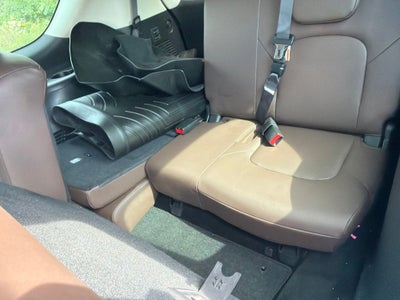 2023 INFINITI QX80 Premium Select