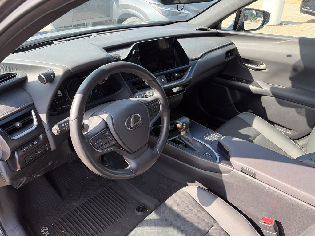 2024 Lexus UX 250h F SPORT Design
