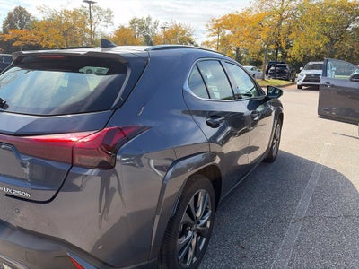 2024 Lexus UX 250h F SPORT Design