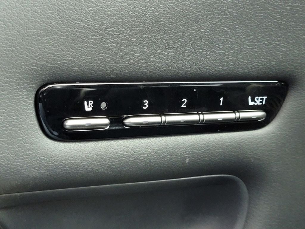 2018 Lexus LS 500h Base