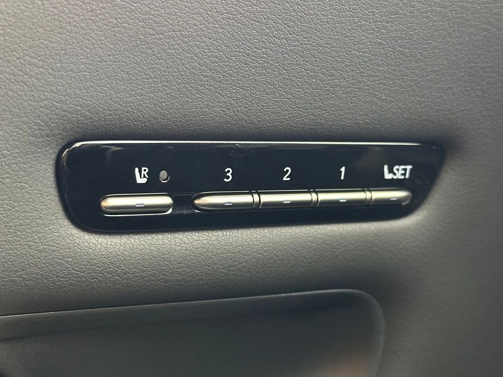 2022 Lexus LS 500 Base