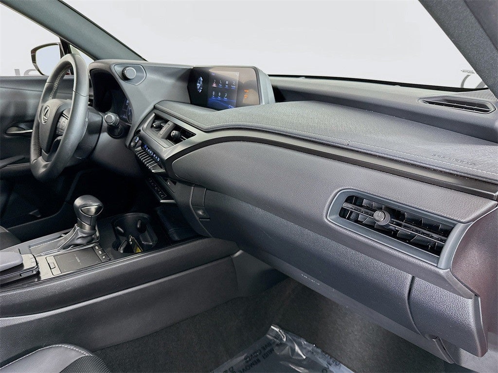 2020 Lexus UX 200 Base