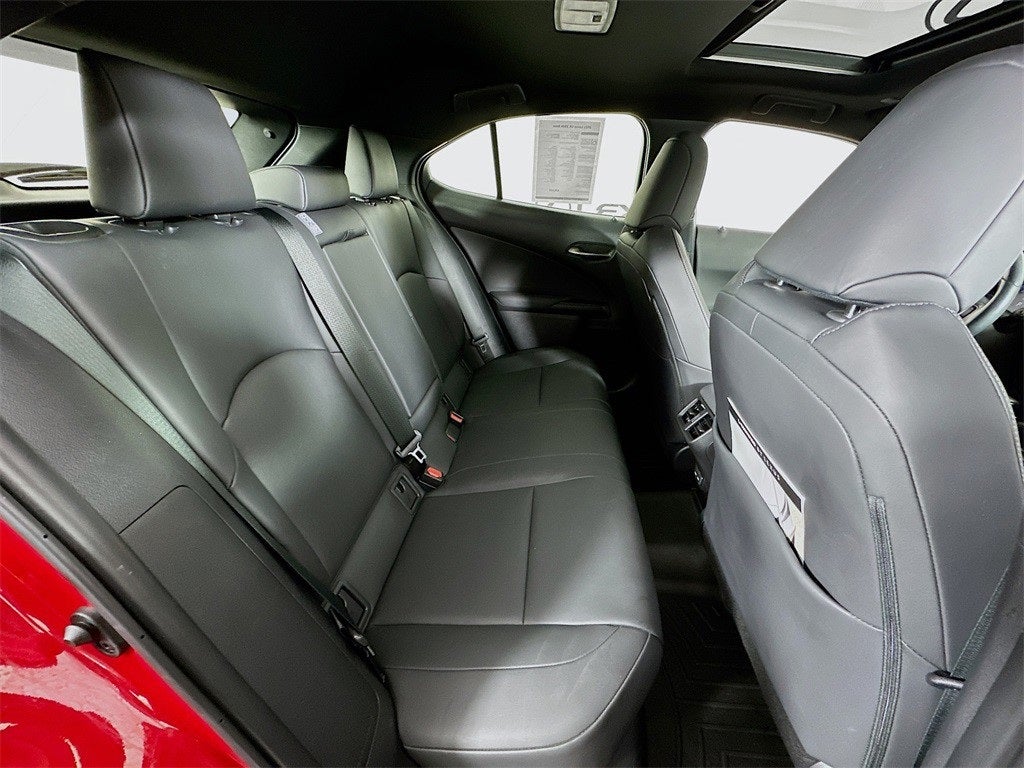 2021 Lexus UX 250h Base