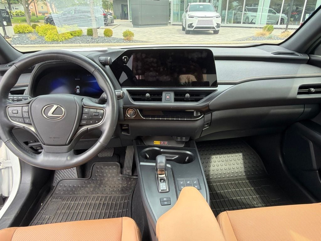 2025 Lexus UX 300h Premium