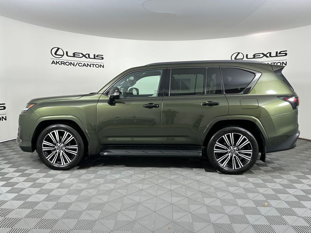 2025 Lexus LX Luxury - Photo 11
