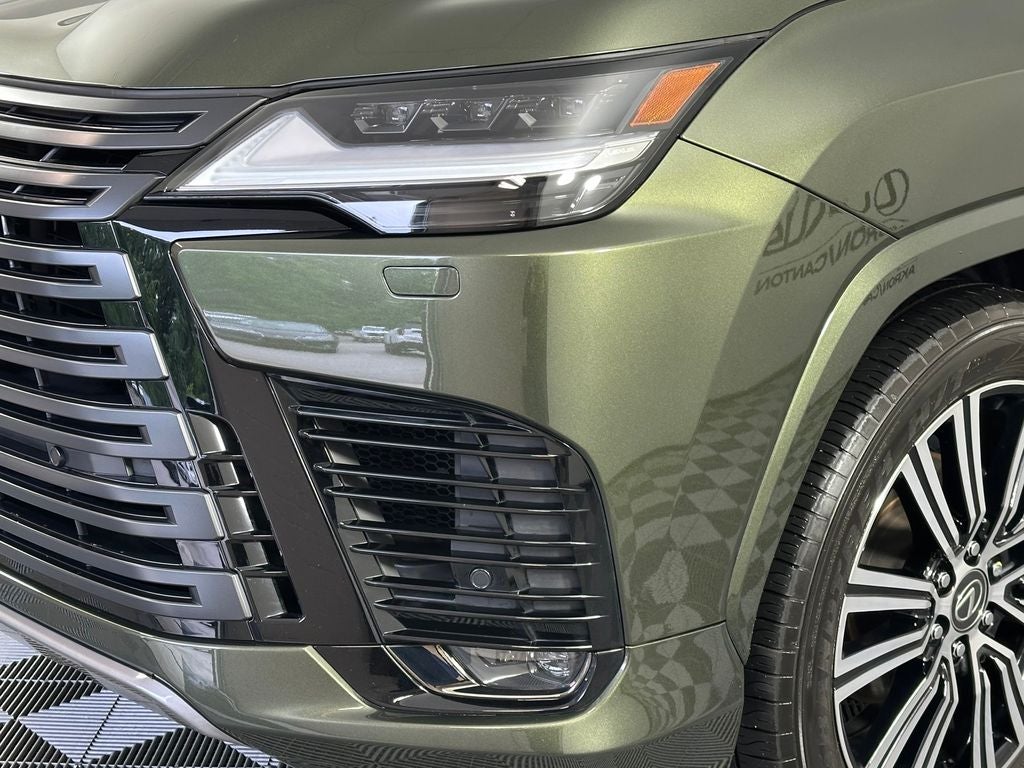 2025 Lexus LX Luxury - Photo 14