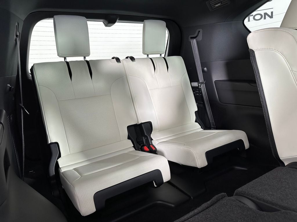 2025 Lexus LX 600 Luxury