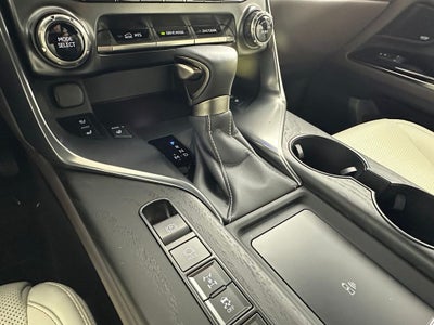 2025 Lexus LX 600 Luxury