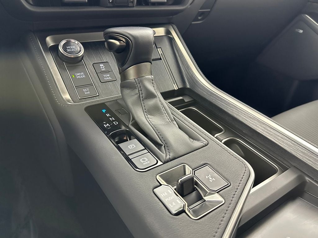 2025 Lexus GX 550 Luxury+