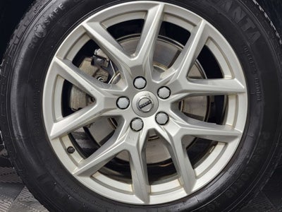 2019 Volvo XC60 T5 Momentum