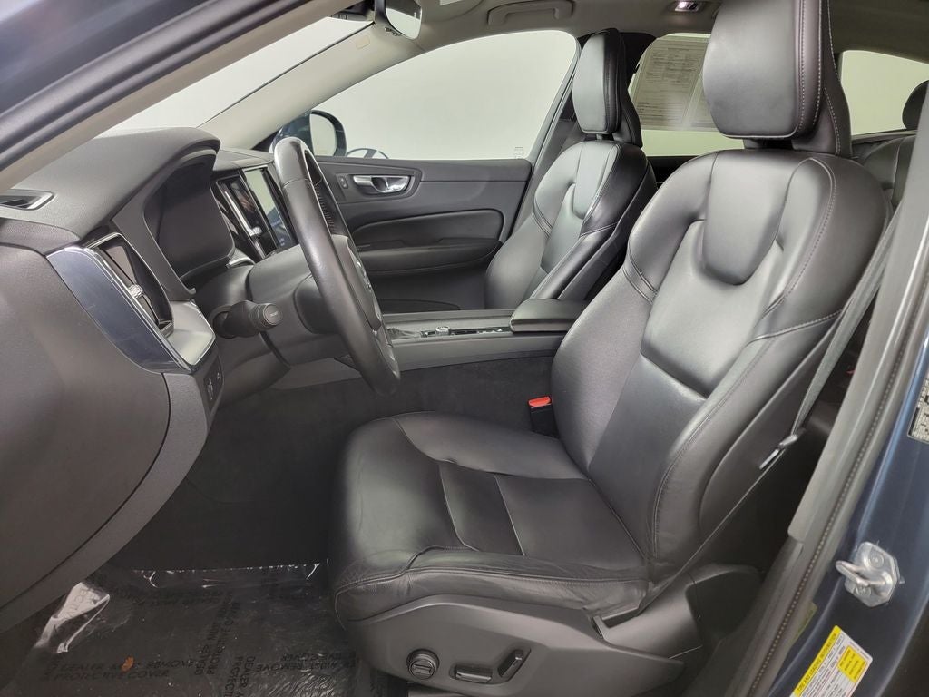 2019 Volvo XC60 T5 Momentum