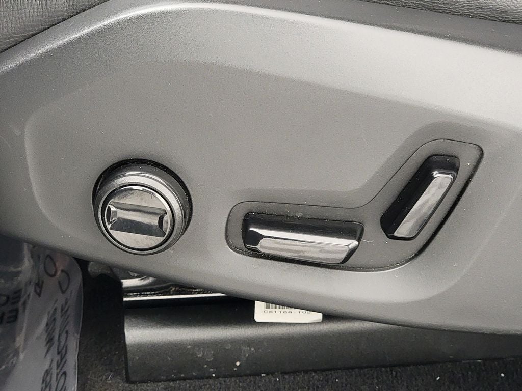 2019 Volvo XC60 T5 Momentum