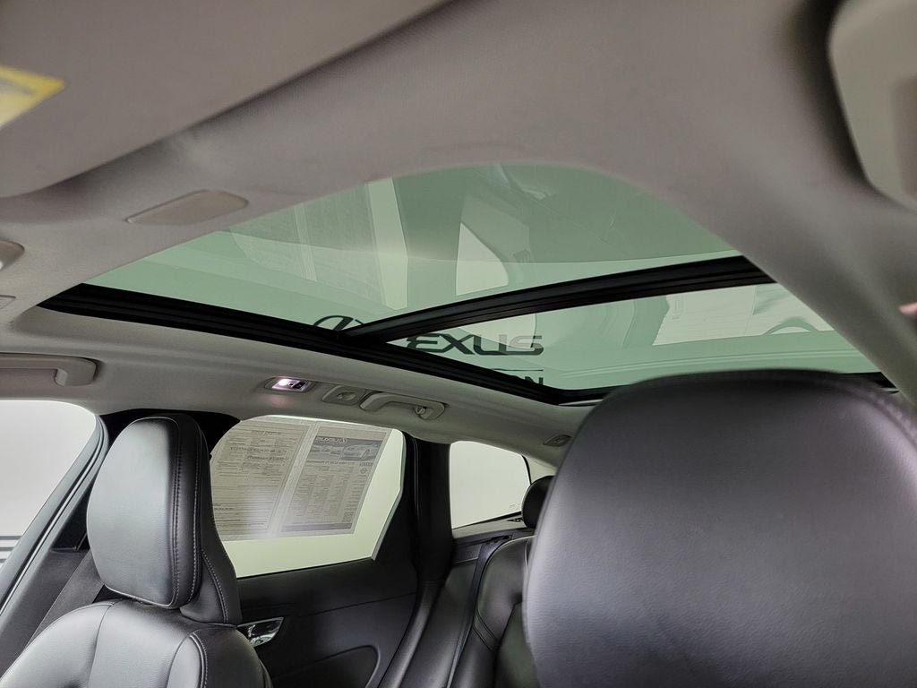 2019 Volvo XC60 T5 Momentum