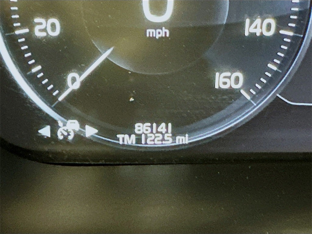 2019 Volvo XC60 T6 R-Design