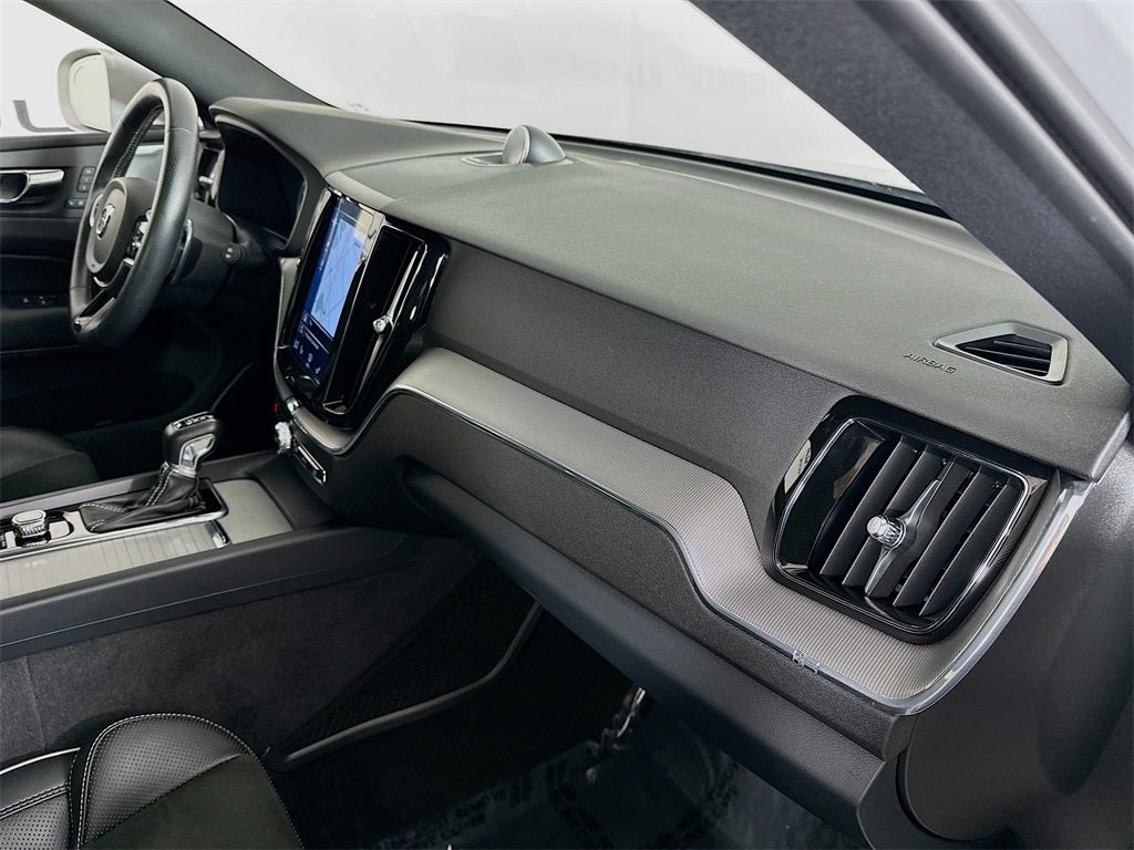 2019 Volvo XC60 T6 R-Design