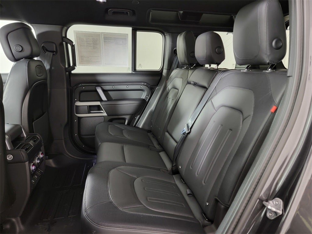 2022 Land Rover Defender 110 X-Dynamic HSE