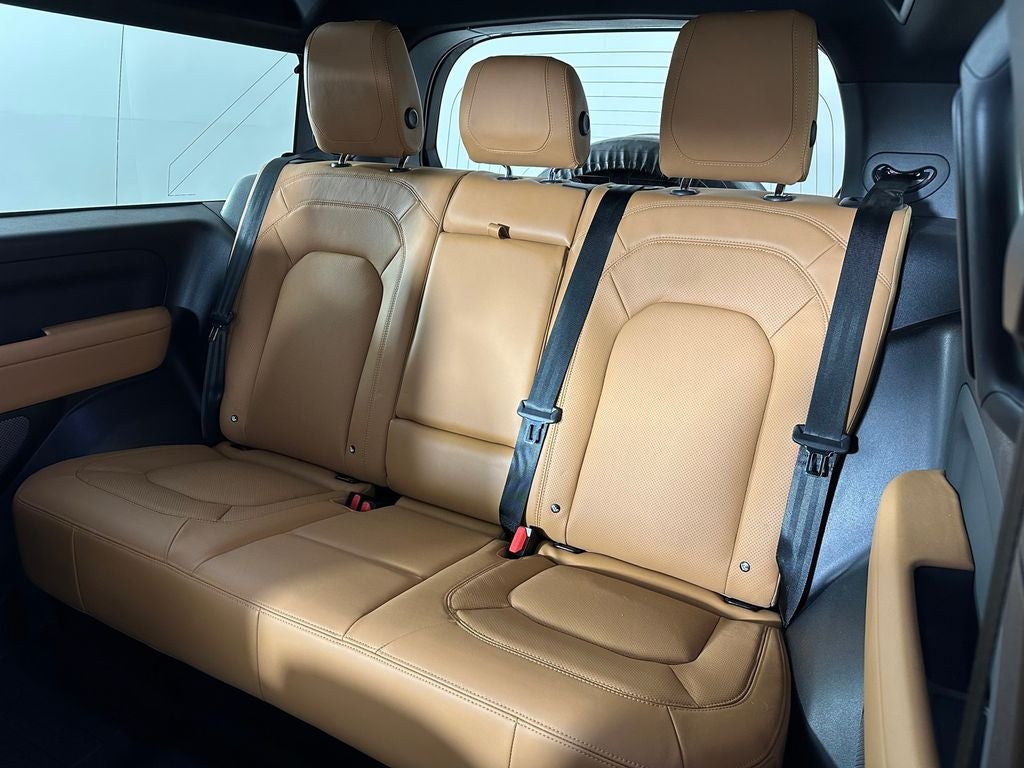 2023 Land Rover Defender 90 Carpathian Edition