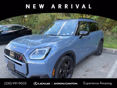 2025 MINI Cooper S Countryman Iconic