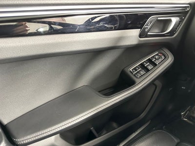 2019 Porsche Macan S