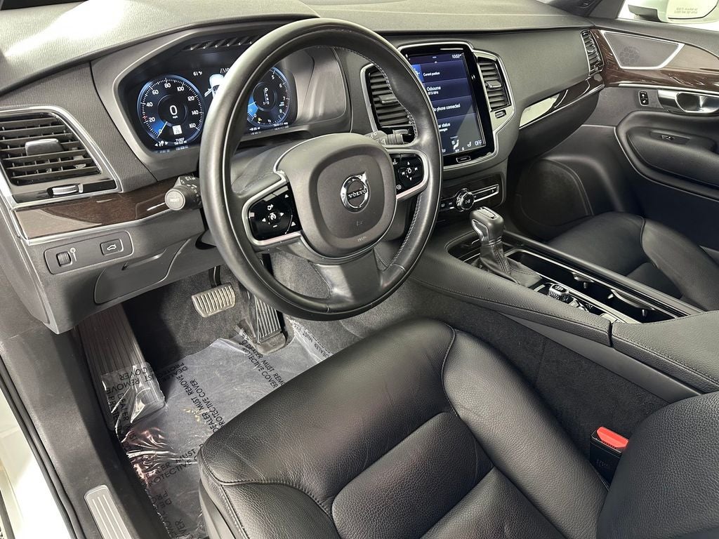 2018 Volvo XC90 T6 Momentum