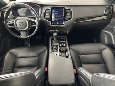 2018 Volvo XC90 T6 Momentum