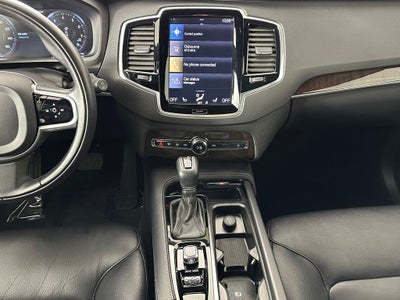 2018 Volvo XC90 T6 Momentum