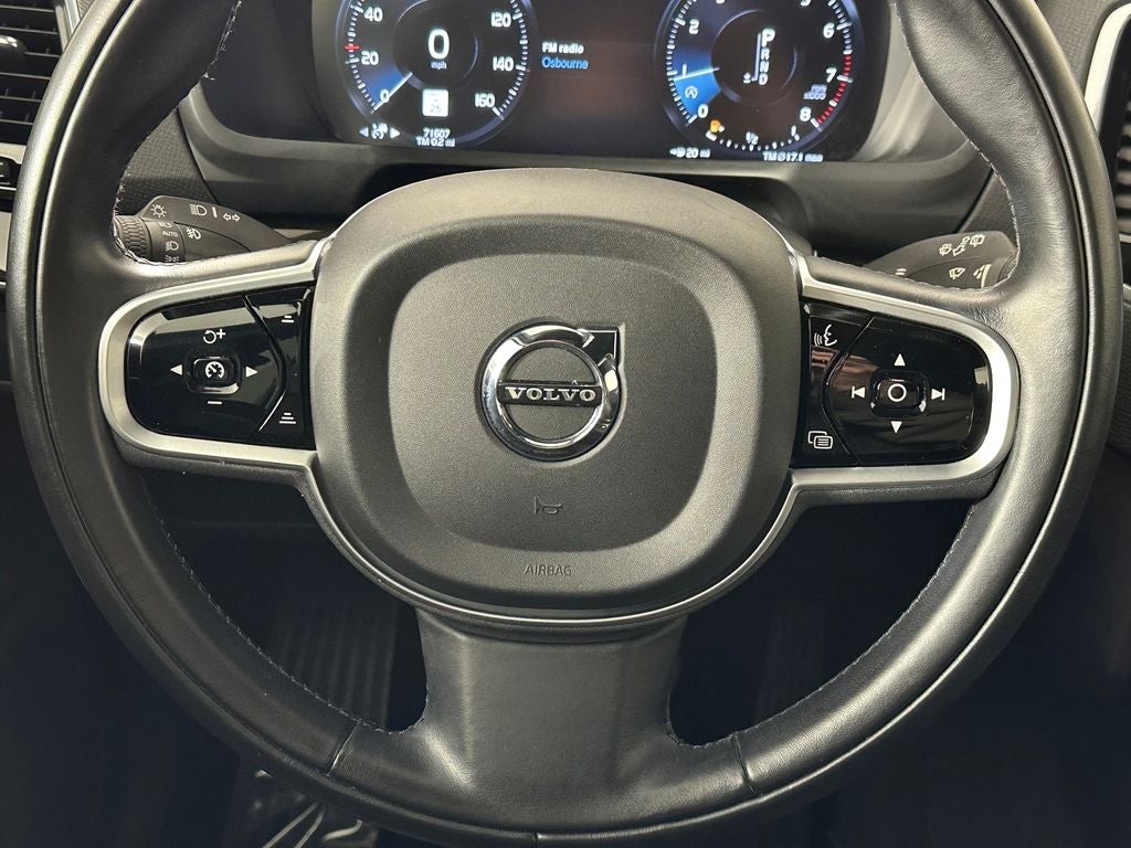 2018 Volvo XC90 T6 Momentum