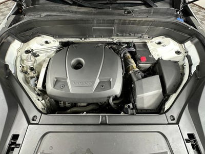 2018 Volvo XC90 T6 Momentum