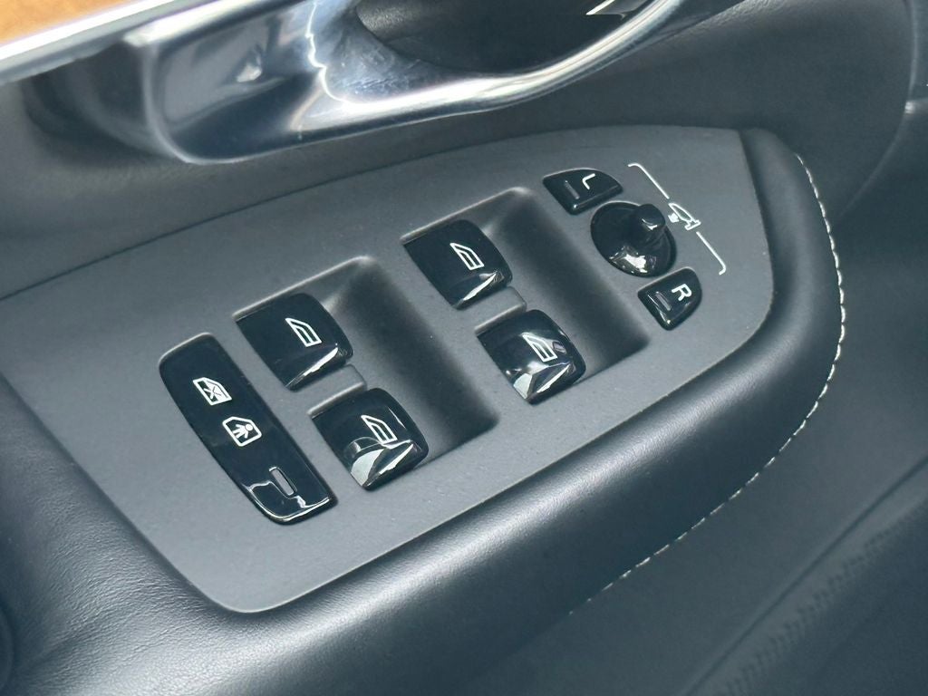2020 Volvo XC90 T6 Inscription