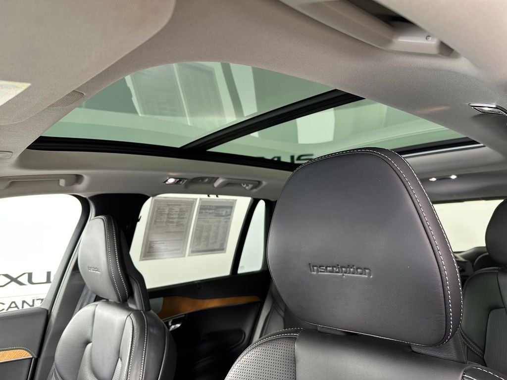 2020 Volvo XC90 T6 Inscription